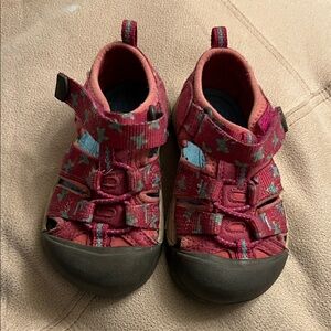 Keen little kids pink and blue  butterfly Sandals